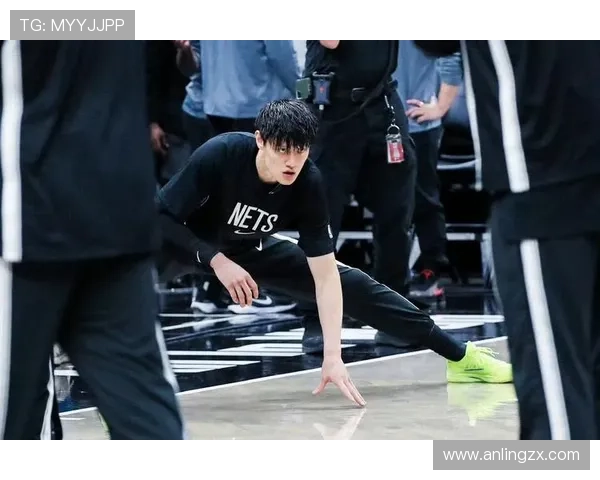 官方消息中国球员曾凡博被篮网裁掉两场中国赛仅出场10分钟未得分